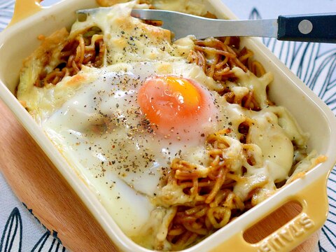 1食80円！カレーリメイク♪チーズ☆オム焼きカレー